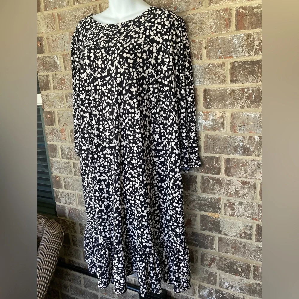 Tommy Hilfiger Women's Floral Print Shift Dress with Hem Ruffle size 20W NWT